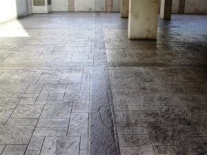 Textured concrete flooring with columns
