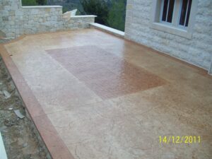 Outdoor patio with textured concrete design