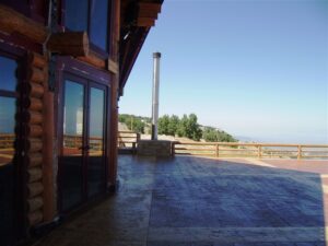 Log cabin and sea view patio